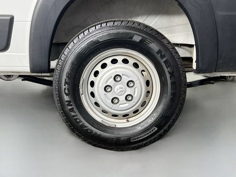 Used 2024 RAM ProMaster 2500 w/ Convenience Group FWD image 29