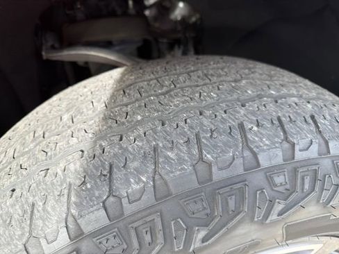 Used 2023 Chevrolet Tahoe Z71 w/ Luxury Package image 27