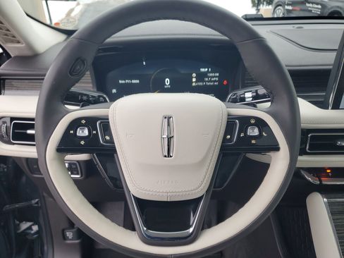 Certified 2023 Lincoln Aviator Black Label w/ Dynamic Handling Package image 14