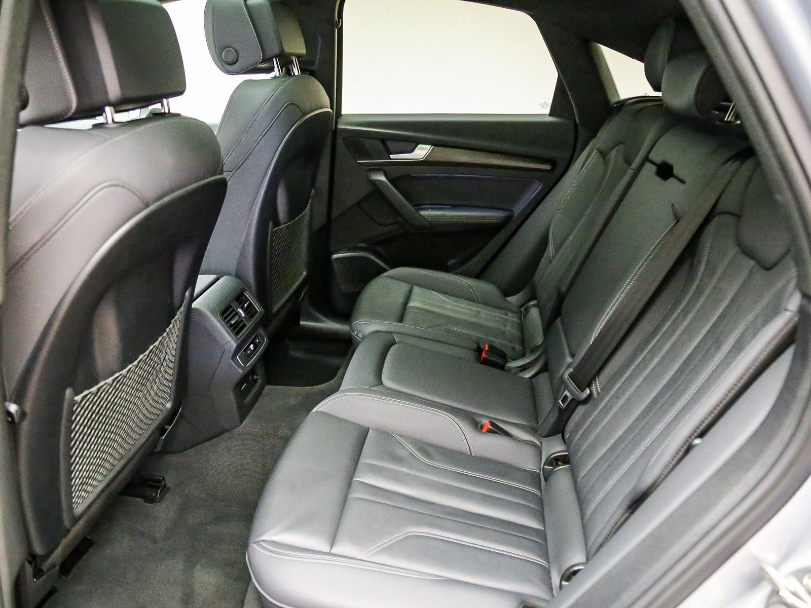 Used 2022 Audi Q5 2.0T Premium Plus w/ Premium Plus Package AWD/4WD image 21