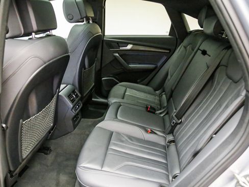 Used 2022 Audi Q5 2.0T Premium Plus w/ Premium Plus Package AWD/4WD image 21