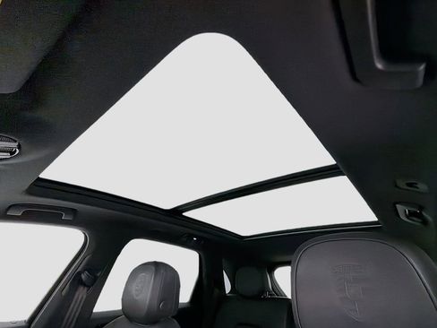 Certified 2019 Porsche Cayenne E-Hybrid AWD/4WD image 27