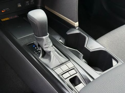 Used 2026 Toyota Camry LE image 24