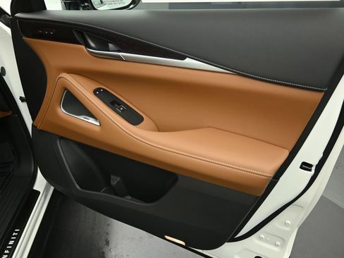 Certified 2025 INFINITI QX60 Autograph w/ Cargo Package image 33