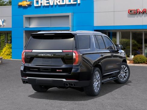 New 2026 GMC Yukon Denali w/ Sun & Power Step Package AWD/4WD image 4