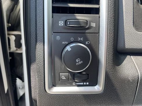 Used 2014 RAM 2500 Big Horn AWD/4WD image 25