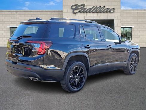 Used 2023 GMC Acadia SLE w/ Driver Convenience Package image 7