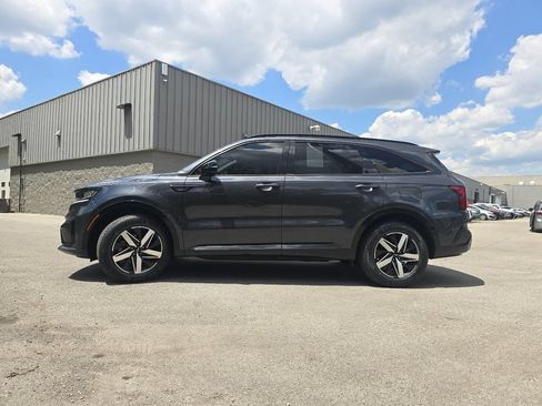 Used 2023 Kia Sorento S FWD image 13