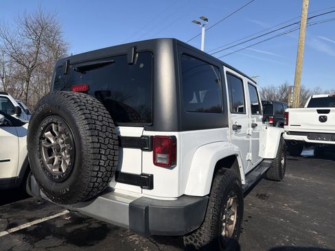 Certified 2018 Jeep Wrangler Unlimited Sahara w/ Connectivity Group image 7