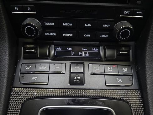 Used 2018 Porsche 718 Cayman image 24