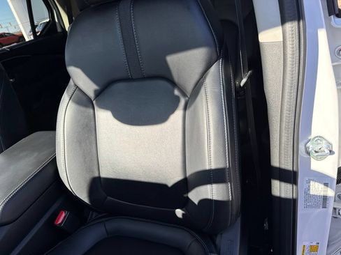 Used 2025 Honda Pilot EX-L image 29