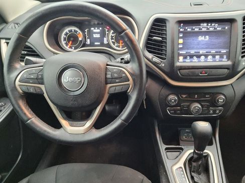 Used 2016 Jeep Cherokee 75th Anniversary image 22