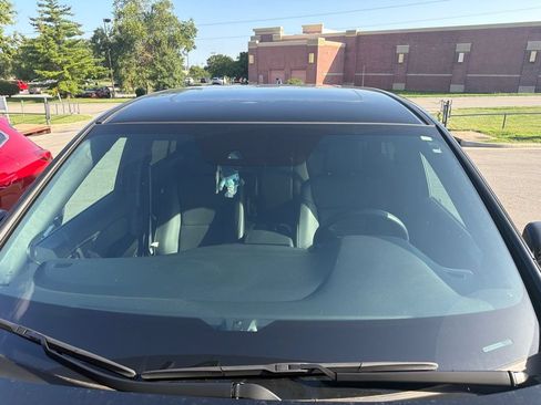 Used 2025 Honda Passport EX-L image 10
