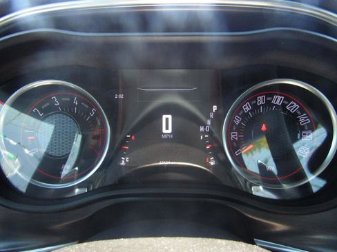 Used 2018 Dodge Challenger R/T Scat Pack RWD image 15