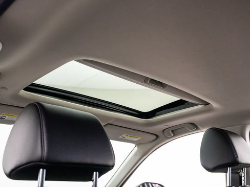 Used 2024 Honda CR-V EX-L image 19