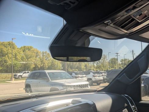 New 2026 RAM 1500 Big Horn AWD/4WD image 32