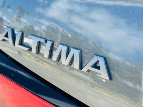 New 2025 Nissan Altima 2.5 S image 10