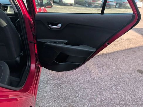 Used 2018 Kia Rio S FWD image 17