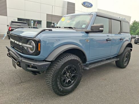 Certified 2023 Ford Bronco Wildtrak AWD/4WD image 5