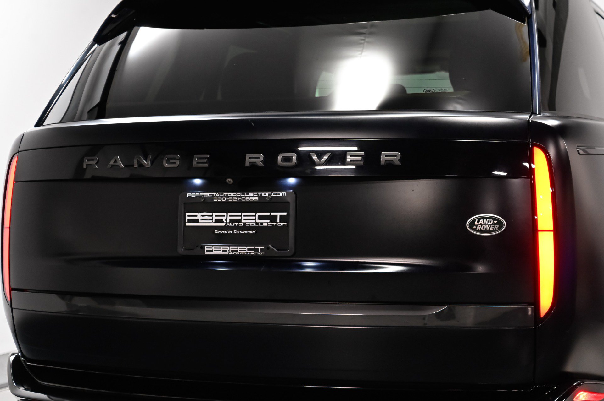Used 2023 Land Rover Range Rover Long Wheelbase Autobiography AWD/4WD image 51