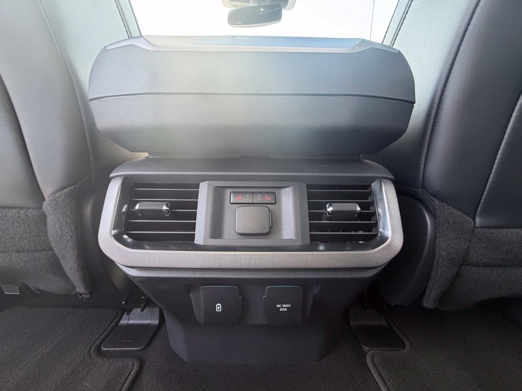 Used 2024 Ford F150 Platinum AWD/4WD image 8