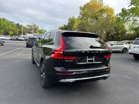 Certified 2023 Volvo XC60 B5 Plus image 12