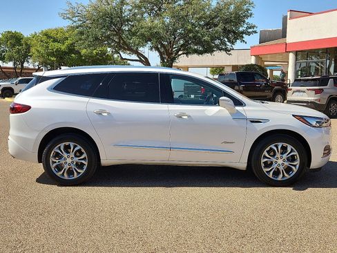 Used 2021 Buick Enclave Avenir w/ Avenir Technology Package AWD/4WD image 5
