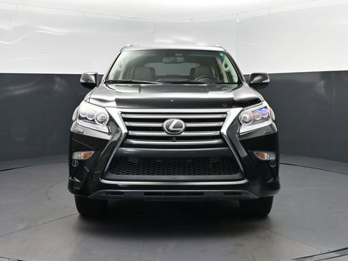 Used 2019 Lexus GX 460 Luxury AWD/4WD image 10