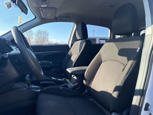 Used 2019 Mitsubishi Outlander Sport ES image 13