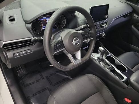 Used 2021 Nissan Altima 2.5 SV FWD image 18