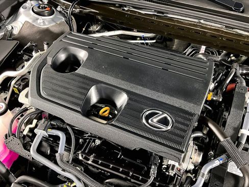 Used 2025 Lexus ES 300h w/ Premium Package image 31