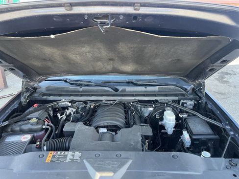 Used 2018 Chevrolet Silverado 1500 LTZ Z71 w/ Centennial Edition image 17