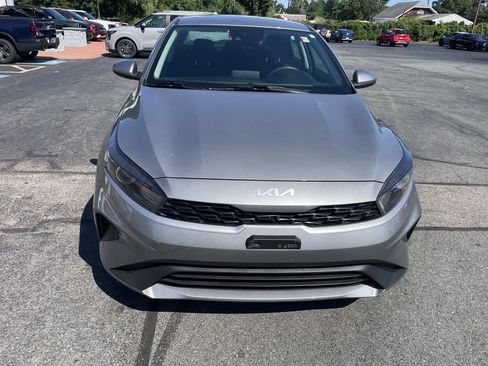 Used 2024 Kia Forte LXS FWD image 9