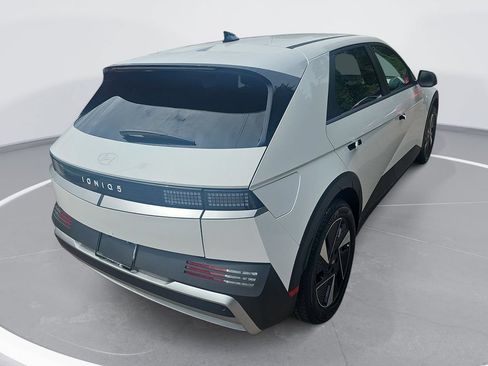 New 2026 Hyundai Ioniq 5 SEL RWD image 7