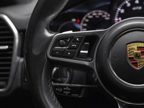 Used 2021 Porsche Cayenne GTS image 21