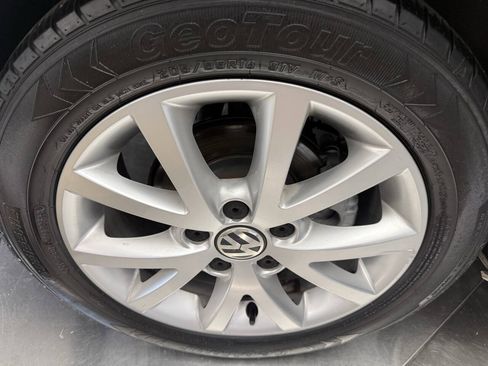Used 2013 Volkswagen Jetta SE FWD image 27