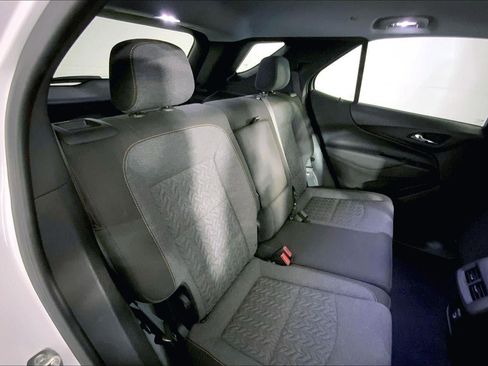 Used 2024 Chevrolet Equinox LT image 23