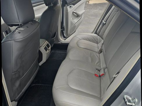 Used 2011 Cadillac CTS AWD Sedan image 21