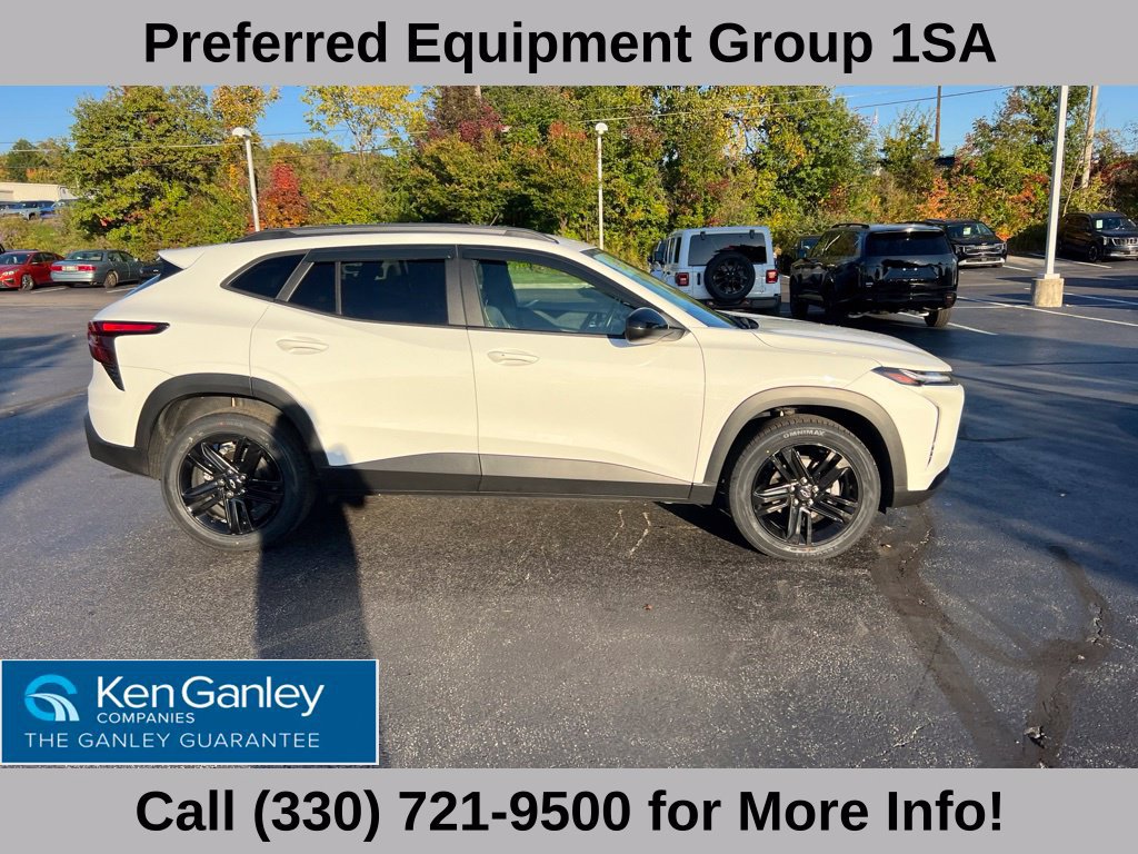 Used 2025 Chevrolet Trax ACTIV w/ Sunroof Package FWD image 7