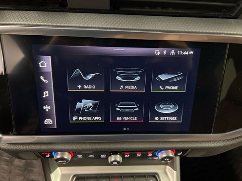 Used 2022 Audi Q3 2.0T Premium Plus w/ Premium Plus Package image 9