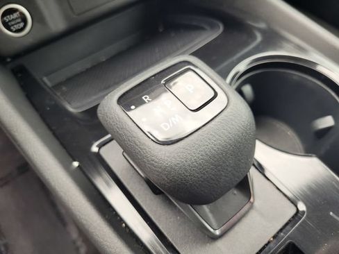 Used 2023 Nissan Rogue S FWD image 20