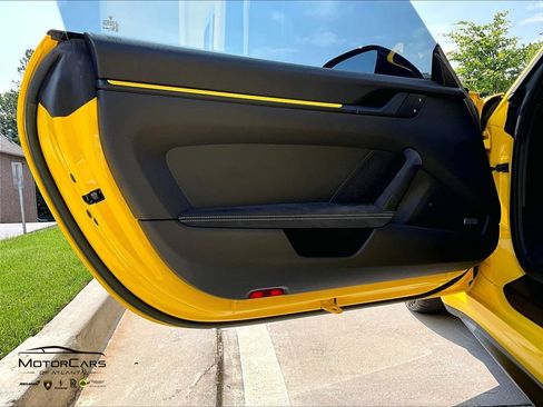 Used 2022 Porsche 911 GT3 RWD image 21