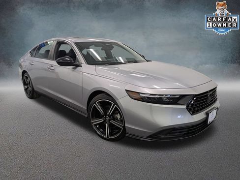 Certified 2023 Honda Accord Sport image 3