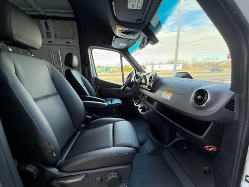 New 2025 Mercedes-Benz Sprinter 3500 image 21