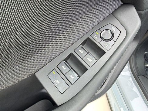 Used 2026 BMW 228i xDrive w/ Technology Package AWD/4WD image 26