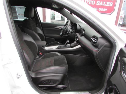 Used 2024 Dodge Hornet R/T AWD/4WD image 8