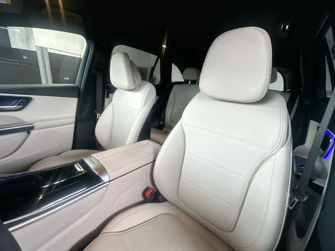 Used 2026 Mercedes-Benz GLC 300 image 14
