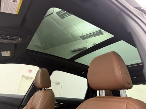 Used 2025 Audi Q7 3.0T Premium Plus image 14