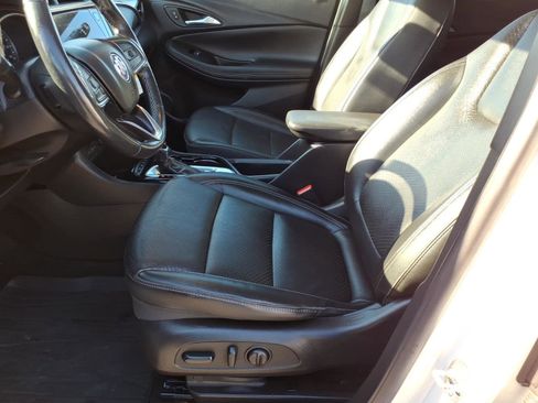 Certified 2022 Buick Encore GX Essence w/ Advanced Technology Package image 14