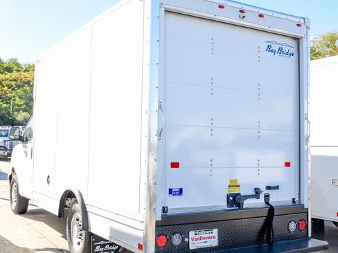 New 2024 Chevrolet Express 3500 w/ Power Convenience Package image 7